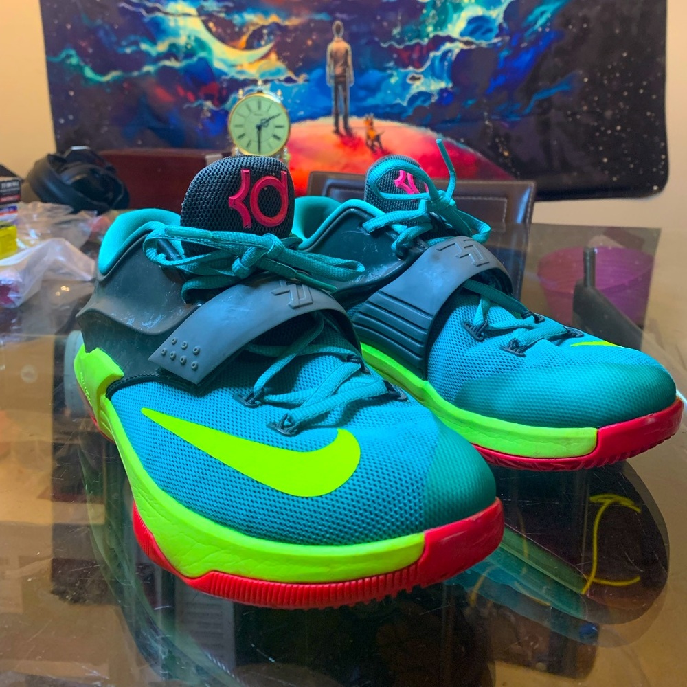 Kevin Durrant shoes size:7 multicolor